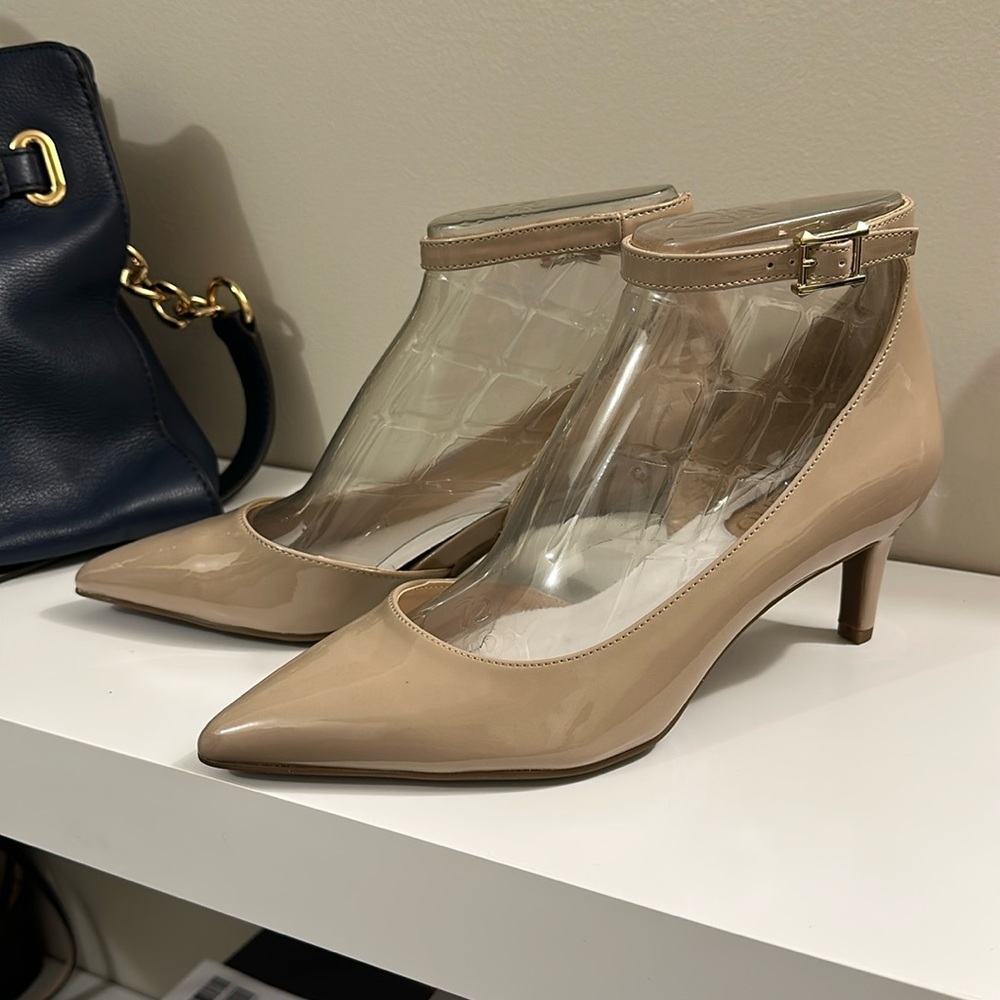 NWT Franco Sarto Leather Dandy Dune 7 1/2 M Heels